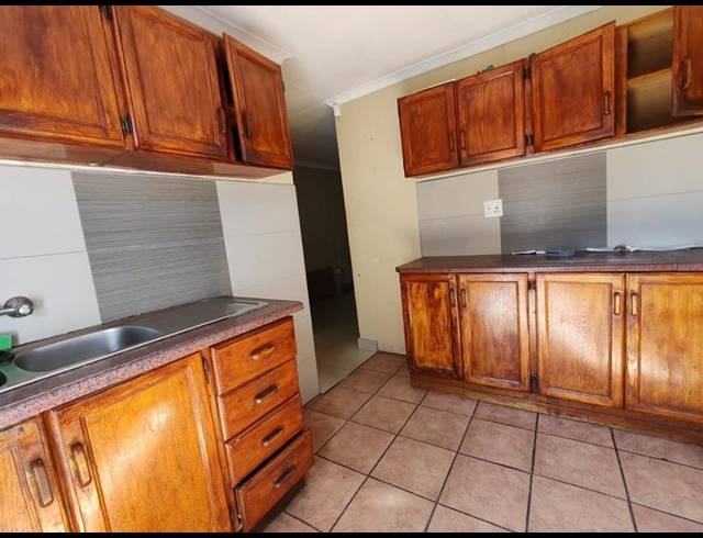 3 BEDROOM HOUSE FOR SALE IN DANVILLE
